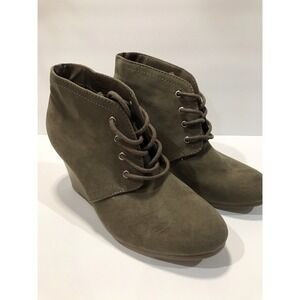 womens arizona brown faux suede ankle  bootie wedge size 8